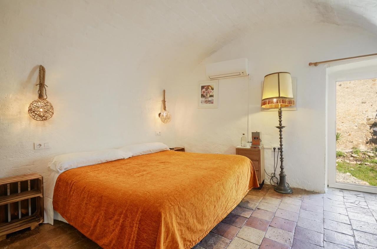B&B Mas Torrencito Pet Friendly Parets de Ampurdá Dış mekan fotoğraf