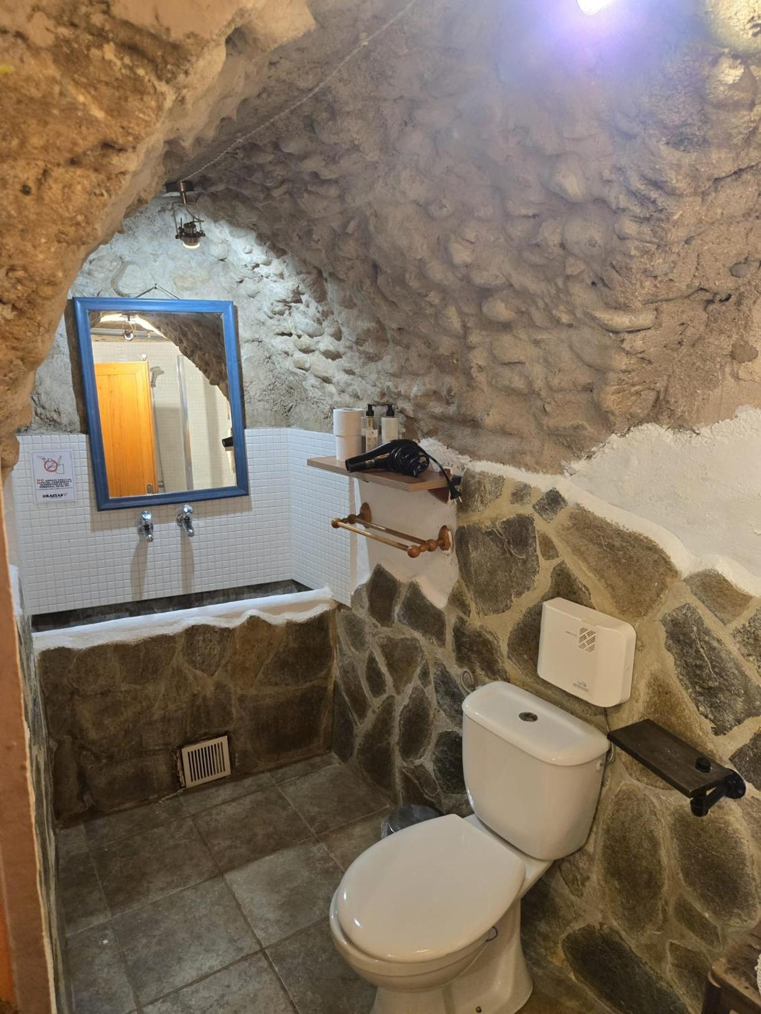 B&B Mas Torrencito Pet Friendly Parets de Ampurdá Dış mekan fotoğraf